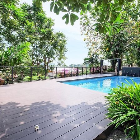 Oyo 626 The Chalet Phuket Resort Cape Panwa Екстер'єр фото
