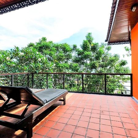 Oyo 626 The Chalet Phuket Resort Cape Panwa Екстер'єр фото