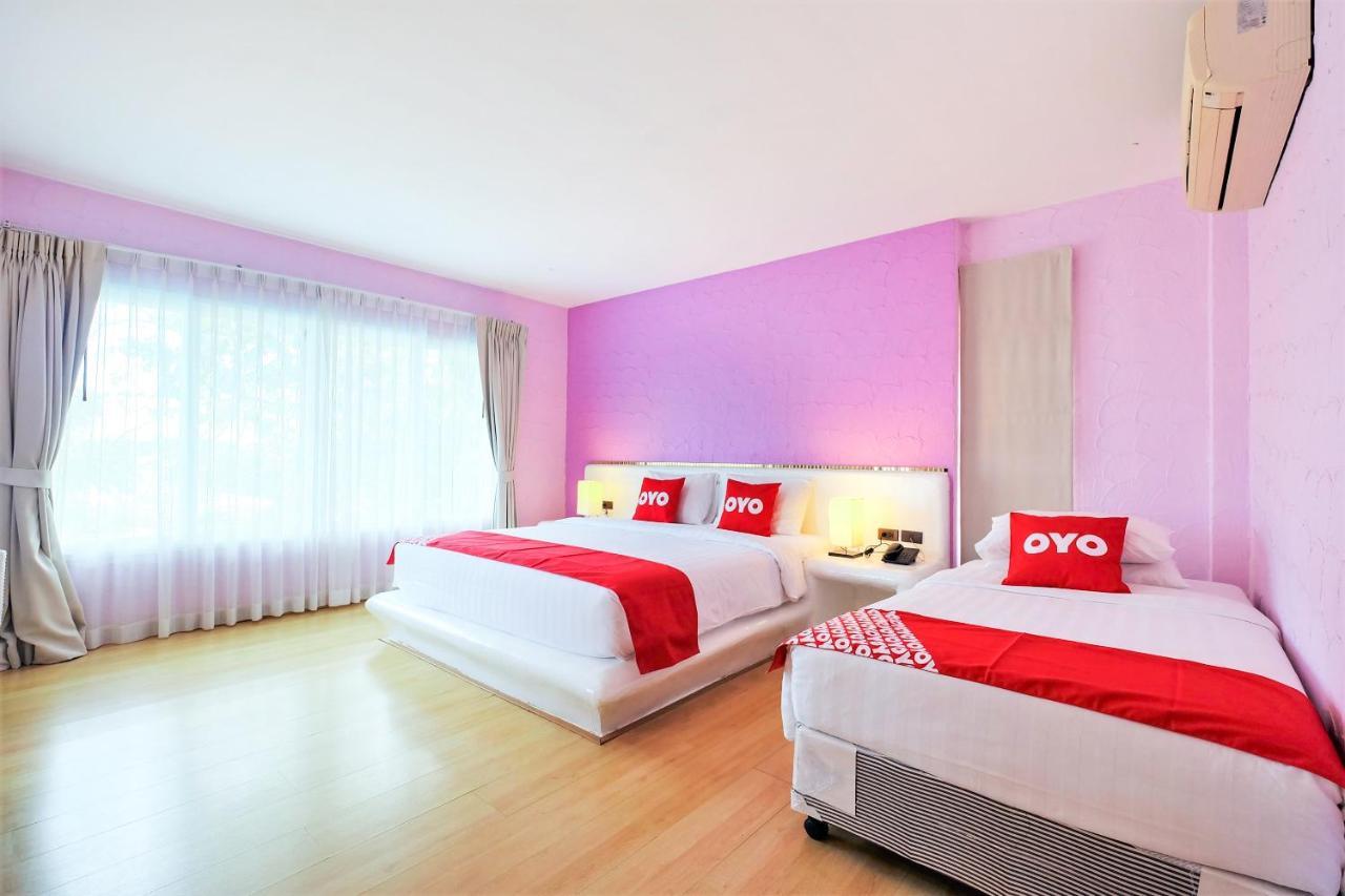 Oyo 626 The Chalet Phuket Resort Cape Panwa Екстер'єр фото