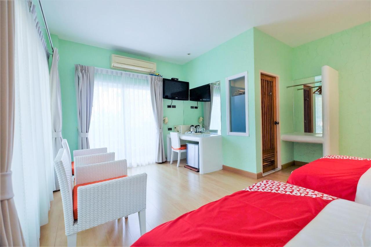 Oyo 626 The Chalet Phuket Resort Cape Panwa Екстер'єр фото